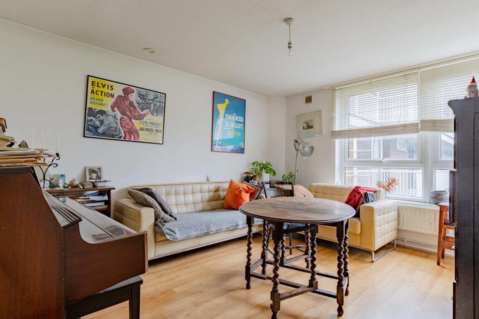 Characterful 1 Bedroom Flat Close To Dlr Appartement Londen